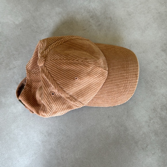 Tan corduroy baseball cap - Picture 4 of 5